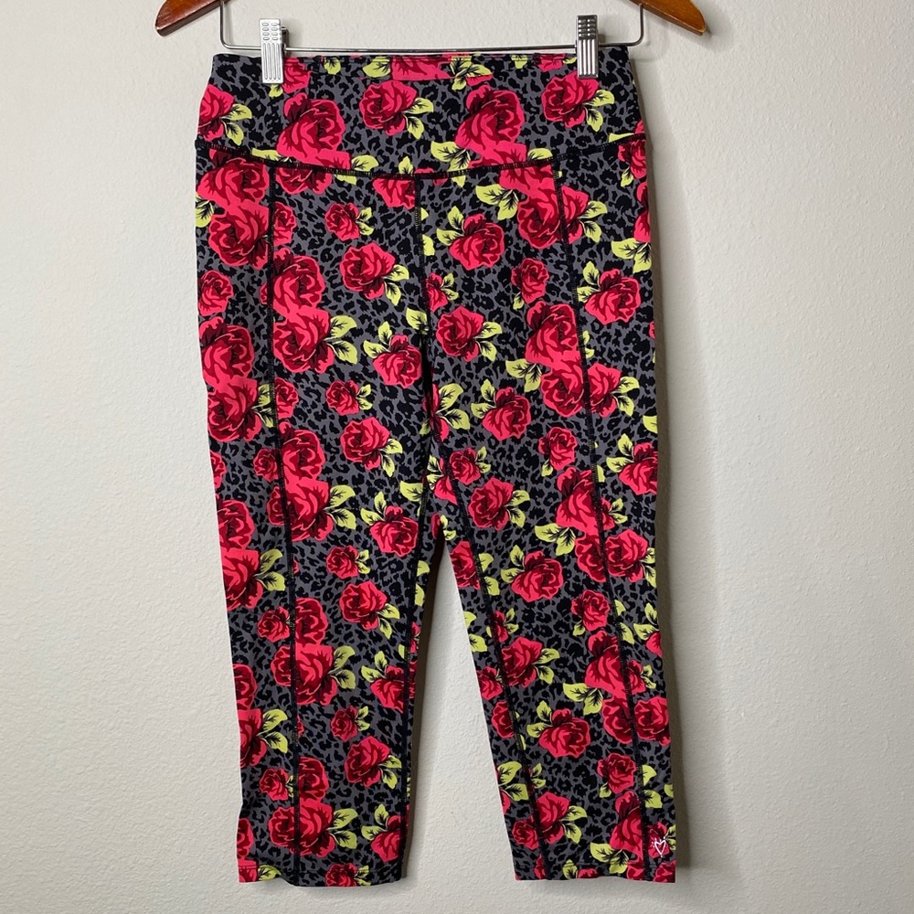 Betsey Johnson Active Capri Leggings Small